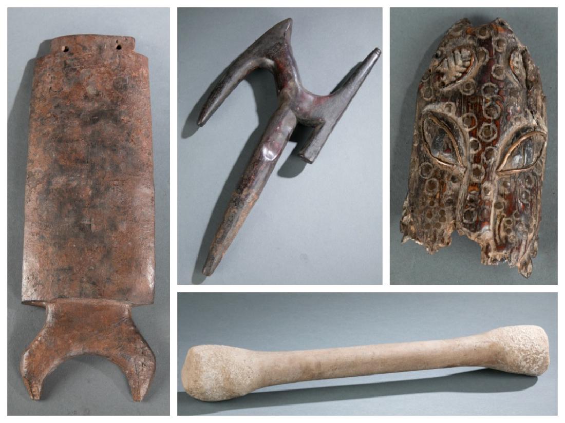 4 West African objects, 20th century. (1 of 12)