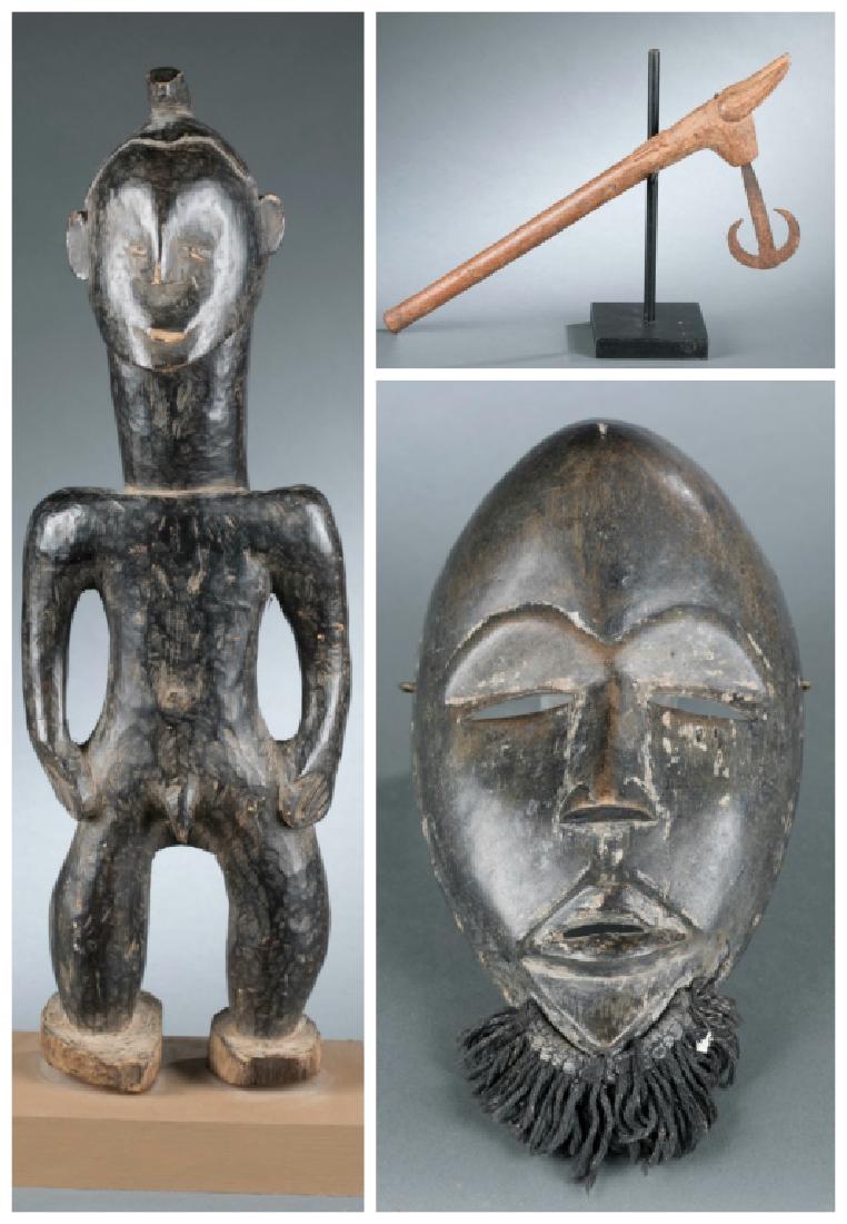 3 West African objects. 20th century. (1 of 11)