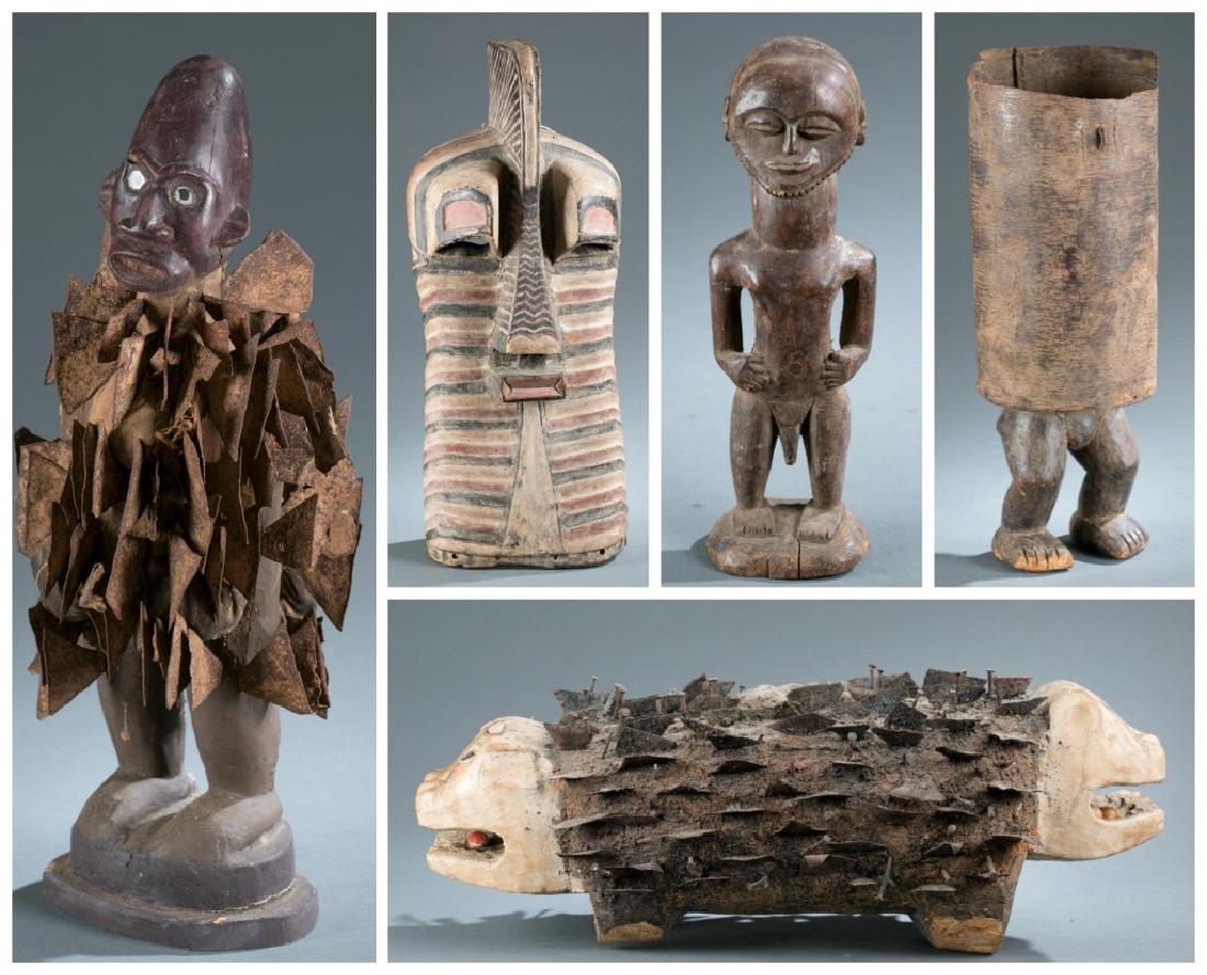 5 Central African sculptures. (1 of 18)