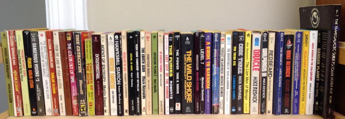 46 paperbacks by Harlan Ellsion, Robinson, etc.: Paperbacks by Harlan Ellison, Martin Siegal, John Silbersack, Robert Silverberg, Mack Reynolds, Roberts, Frank M. Robinson, Michael Rogers, Mordecai Roshwald, John Flint Roy, Michael Resnick, Seabury