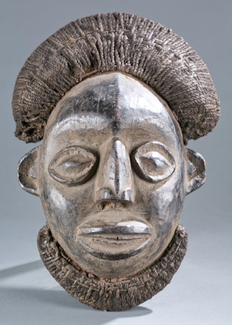 A Cameroon mask. (1 of 6)