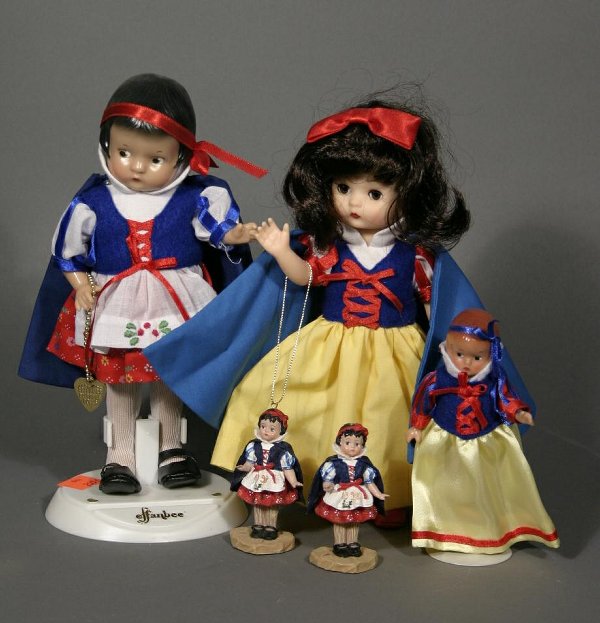 Lot of 3 modern Effanbee hard plastic Patsyette Sn: Lot of 3 modern Effanbee hard plastic Patsyette Snow White Dolls, including a Wee Patsy, and ceramic figurines.