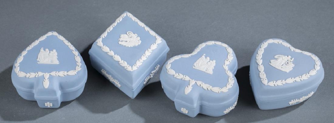 4 Wedgwood jasperware boxes. (1 of 7)