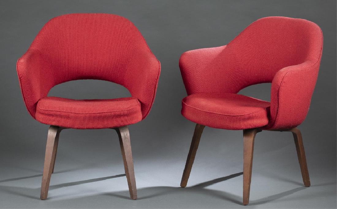 Pair of Knoll Saarinen Executive Chairs. (1 of 5)