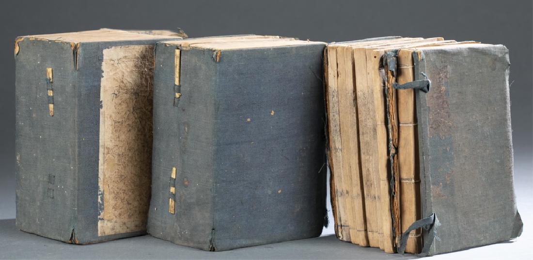 3 Sets of Old Chinese medicine books. (1 of 4)