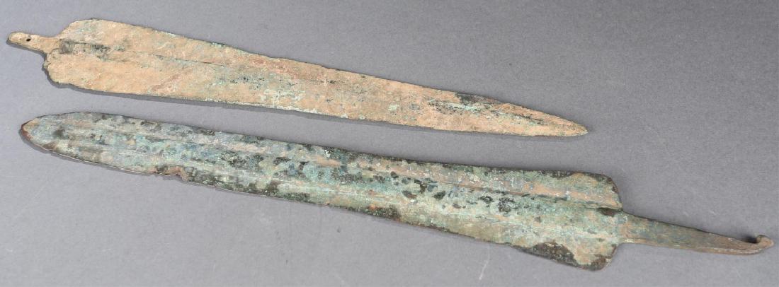 2 Bronze spear points. (1 of 4)