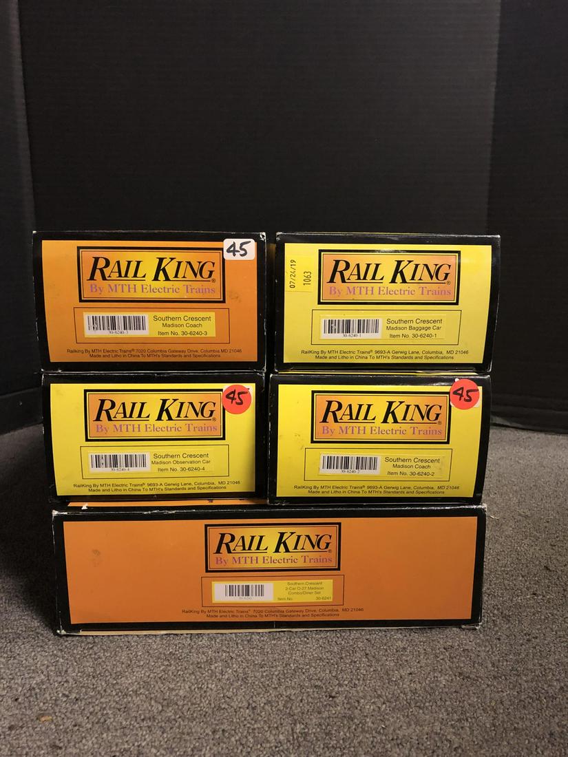 Four RailKing Madison Train Cars , One 2-Car Set.: All RailKing. All Southern Crescent Madison. All O-27. 2-Car Combo/Diner Set, 30-6241 +++ Coach, 30-6240-3 +++ Observation Car, 30-6240-4 +++ Baggage Car, 30-6240-1 +++ Coach 30-6240-2.