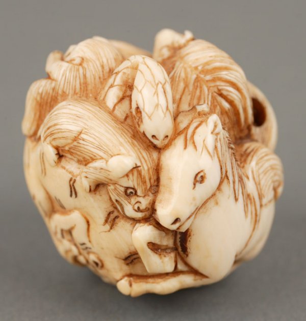 Elephant ivory carved netsuke depicting animals - 3