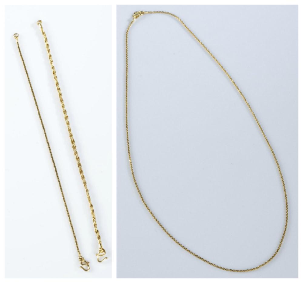2 21k Thai gold chain bracelets & 1 necklace.: A group of three pieces of Thai gold jewelry including two bracelets and one necklace. All three approximately 21k gold. Each with "m style" clasp. Total weight: 15.1g.