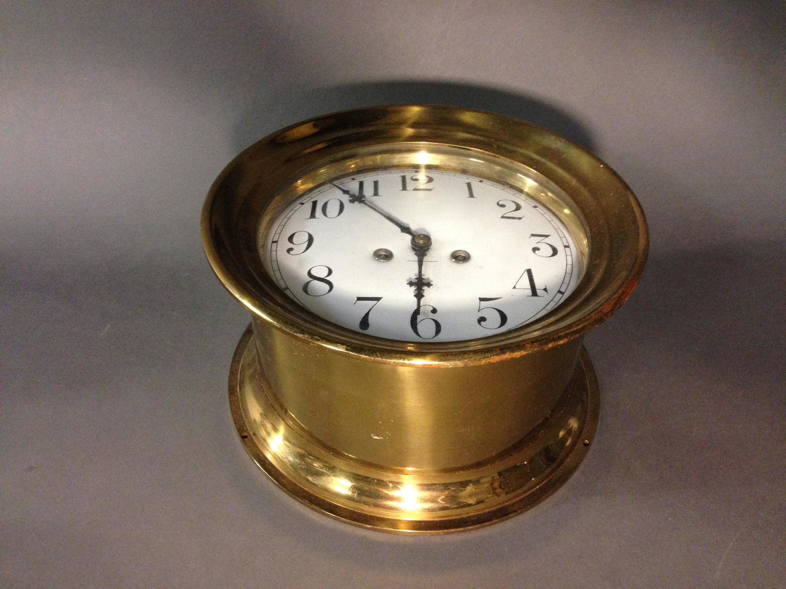 Large Waterbury Brass Nautical Ships Clock: Large Waterbury Brass Nautical Ships Clock ++ 5.5" x 10"