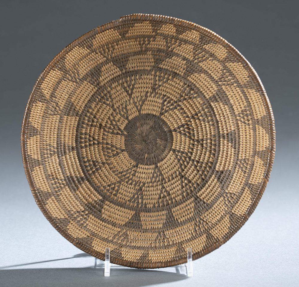 Apache Woven Basket. (1 of 3)