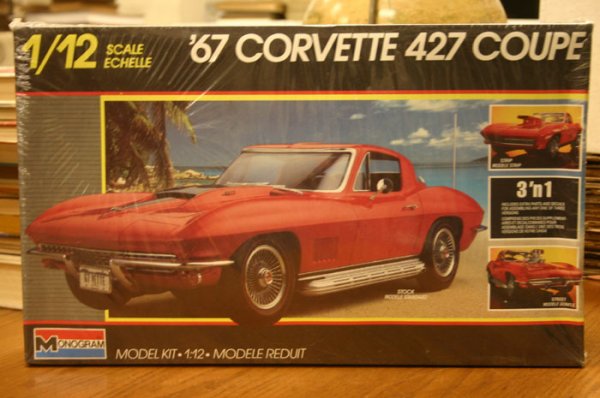 Model Kit. Monogram, 1967 Corvette 427 Coupe,