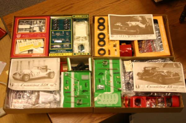 Group of 4 Model Kits. Bandai, Alfa Romeo Gra - 2