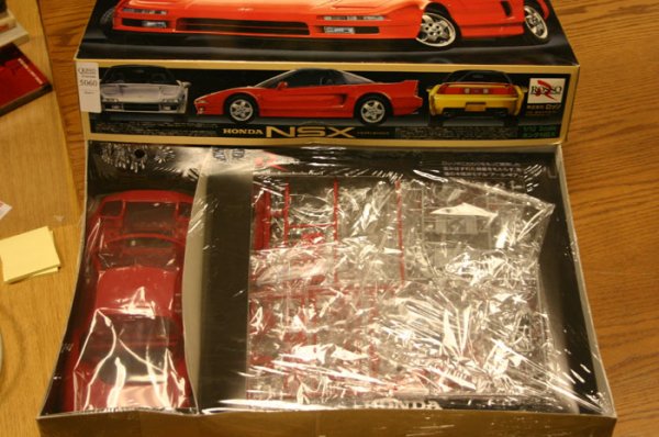 Model Kit. Rosso, Honda NSX Euro Ver.(Left St - 2