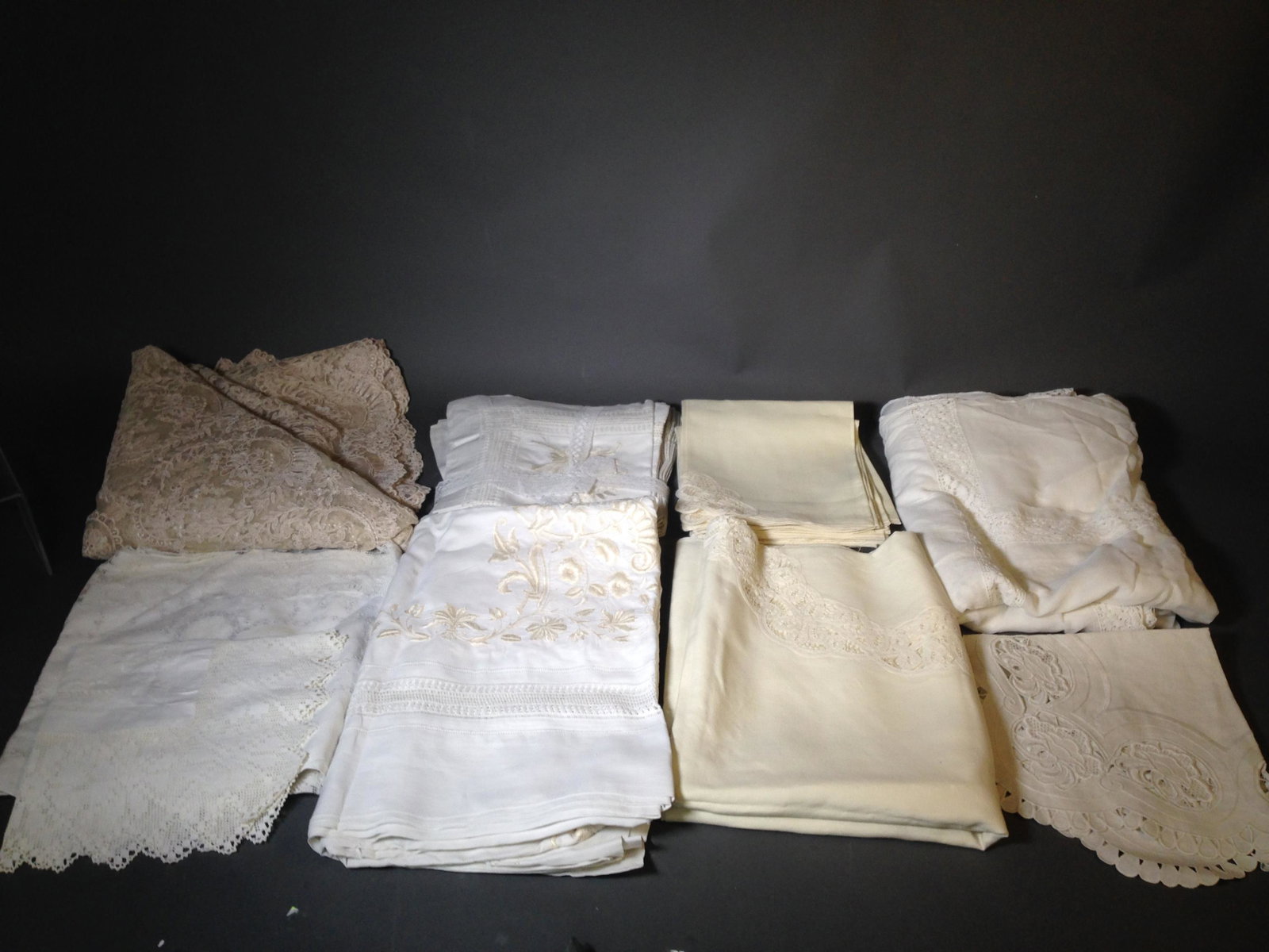Vintage and Contemporary Table Linens: Vintage and Contemporary Table Linens ++ Two matching table cloth and napkin sets
