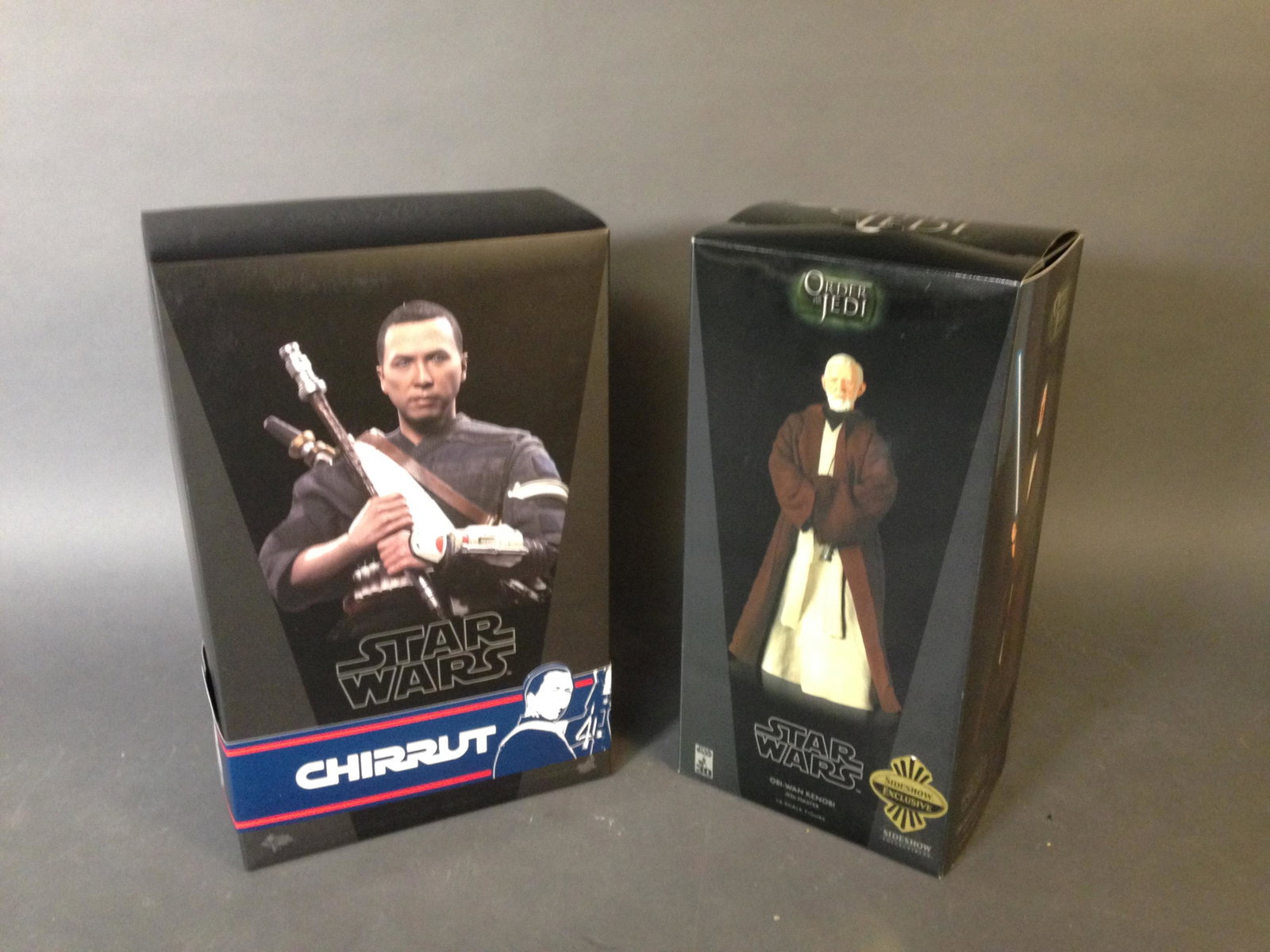Sideshow & Hot Toys Star Wars 1:6 Figures in Box: Sideshow & Hot Toys Star Wars 1:6 Figures in Box ++ Complete Stars Wars Rogue One Chirrut figure in box ++ Incomplete Obi Wan Figure in box, missing accessories_x000D_ Condition: Chirrut figure and ac