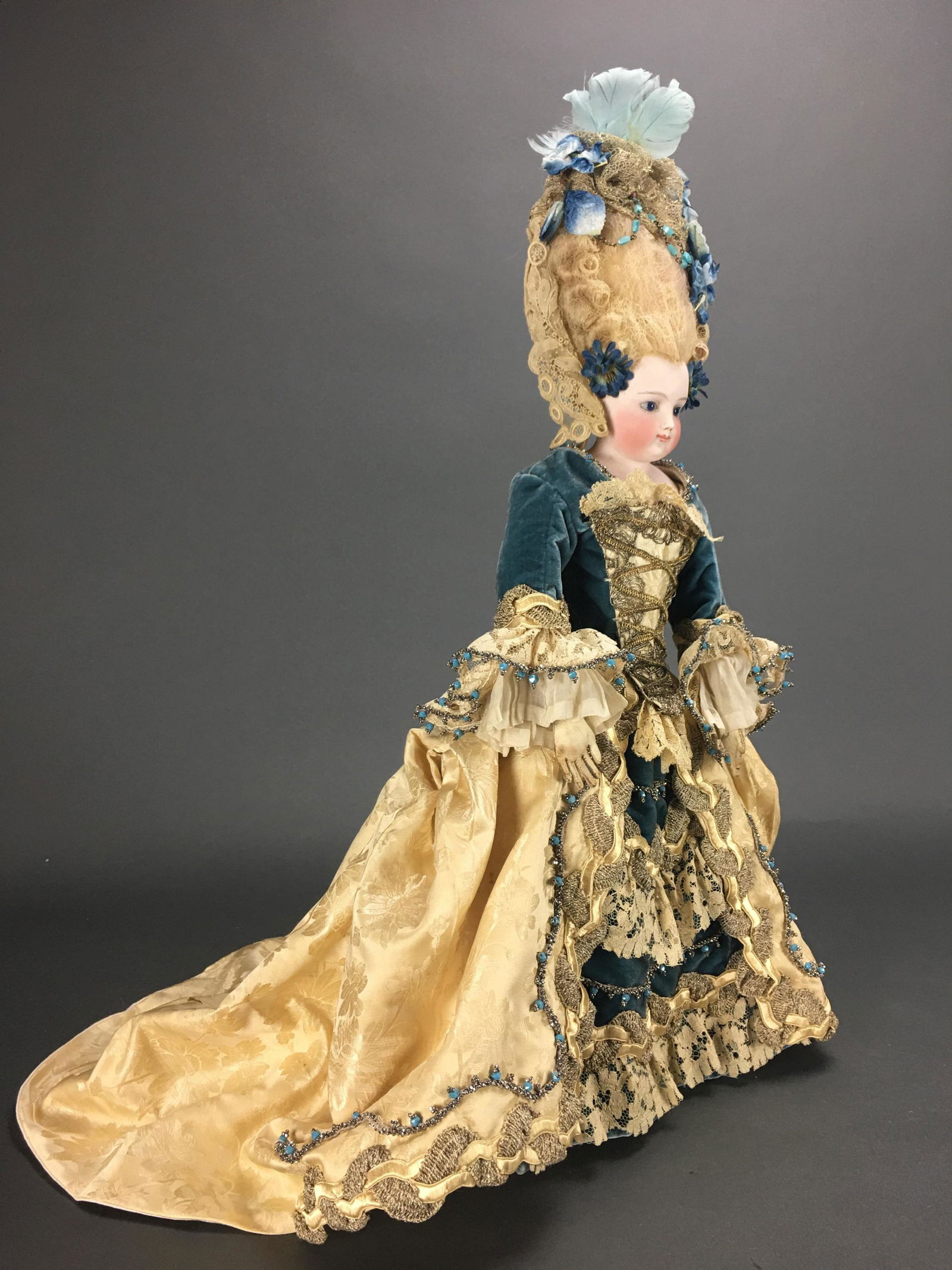 https://p1.liveauctioneers.com/179/166006/83785164_1_x.jpg?auto=webp&format=pjpg&version=1586461496