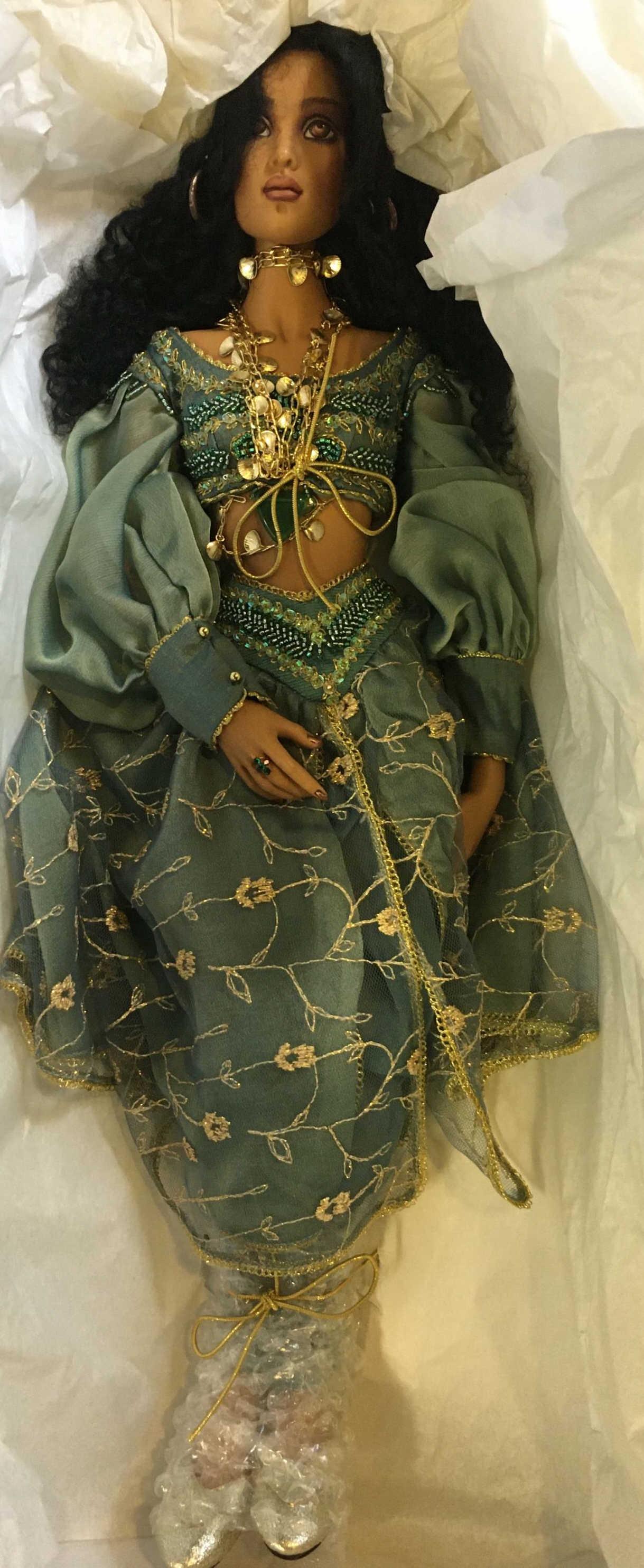 3 dolls. Incl: 2 Mundia Collection.: (1) Mundia. Marie Antoinette. In original box. 28" tall. (2) Mundia. Josephine. In original box. 21" tall. (3) Kish & Company. Sheherezade. #25/100. 19" tall._x000D_ Condition: Generally excellent. Mo