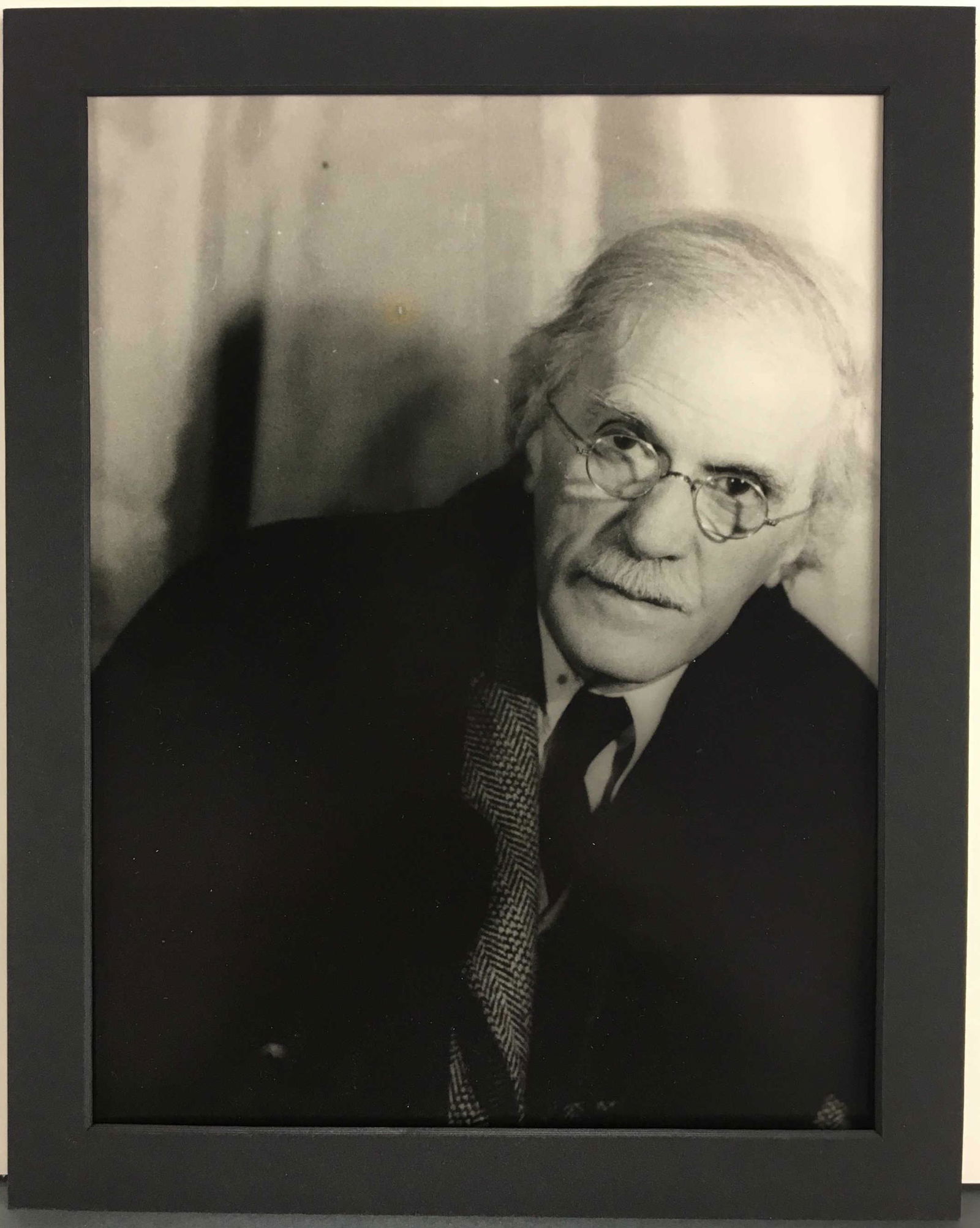 Van Vechten. 3 Photos of O'Keefe, Stieglitz.: Van Vechten, Carl (American, 1880-1964). 3 photographs of Georgia Oâ€™Keefe x2 (9" x 6 3/4" and 9 1/2" x 7 1/2"), Alfred Stieglitz (April 1935, 9 1/2" x 7 1/4".).Vechten's Stamp on verso._x000D_
