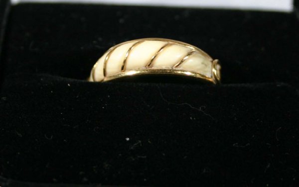 Gold and ivory jewelry - 2