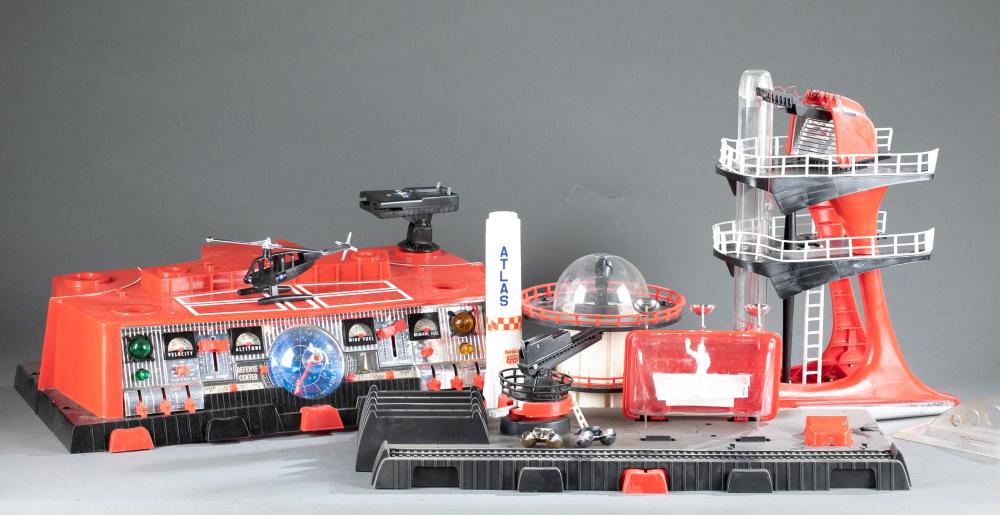 1960s Operation X500 Space Station in original box (1 of 4)