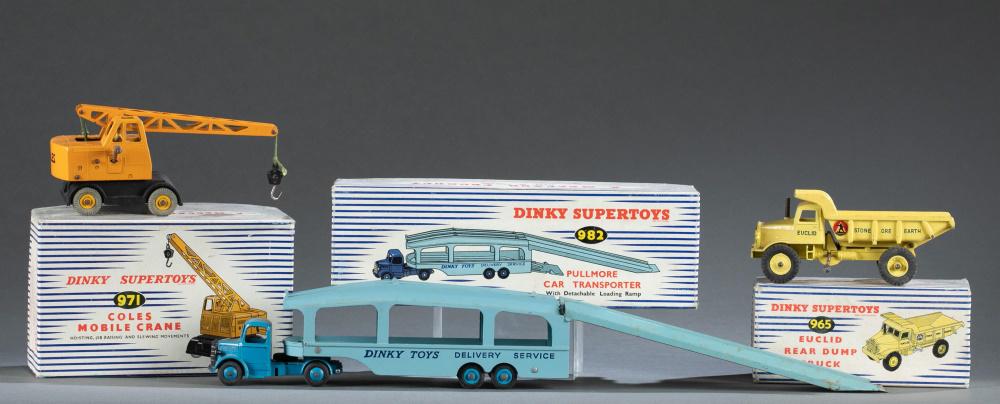 3 Dinky Toys vehicles in original boxes. (1 of 4)