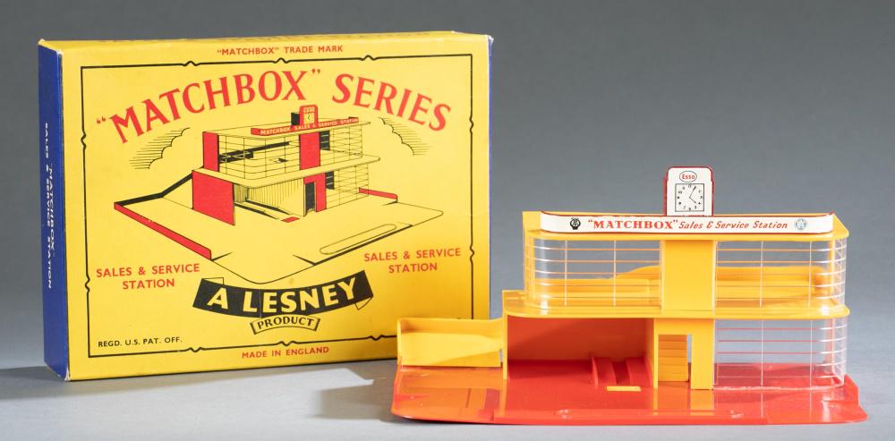 Matchbox by Lesney Sales and Service Station. (1 of 5)