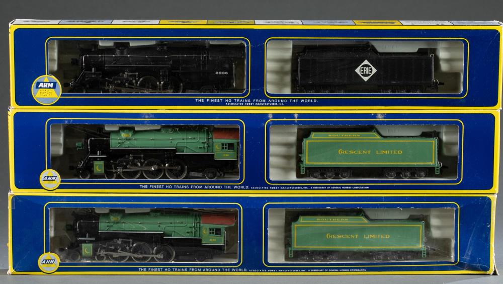 3 A.H.M. Rivarossi HO Gauge 5087 locomotives OB (1 of 3)