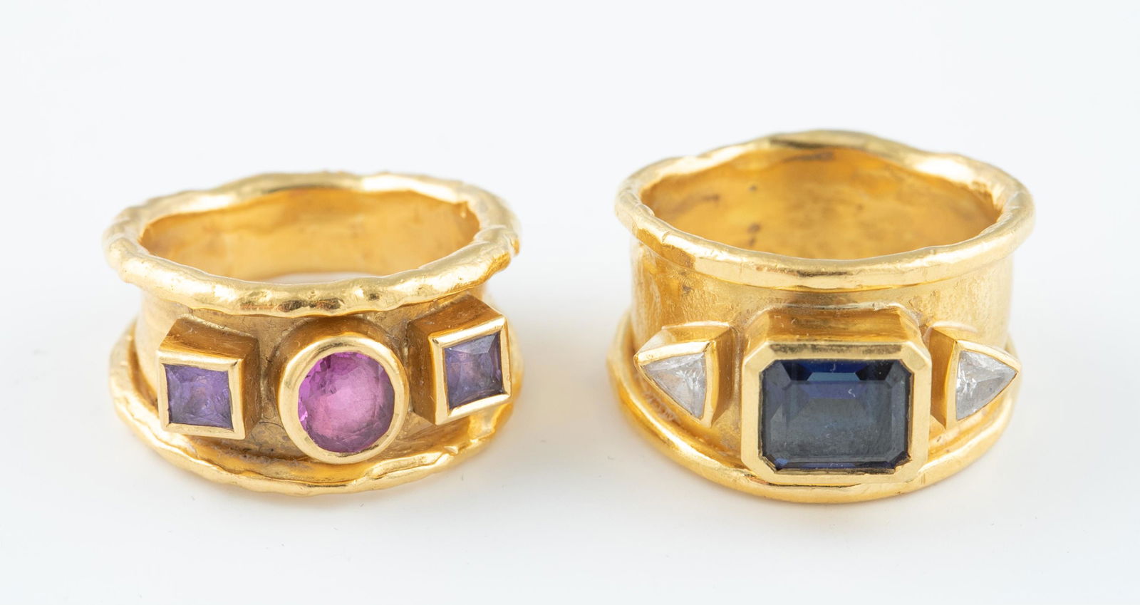 2 22k Etruscan style rings. (1 of 6)