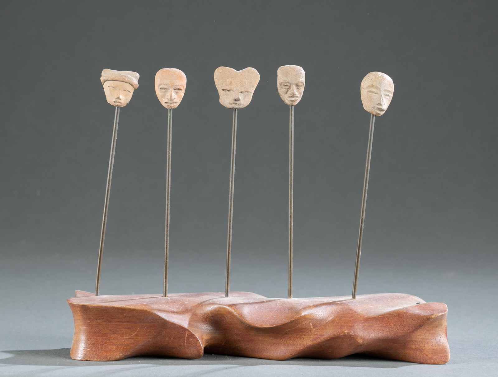 5 Pre-Columbian Style Head Fragments. (1 of 12)