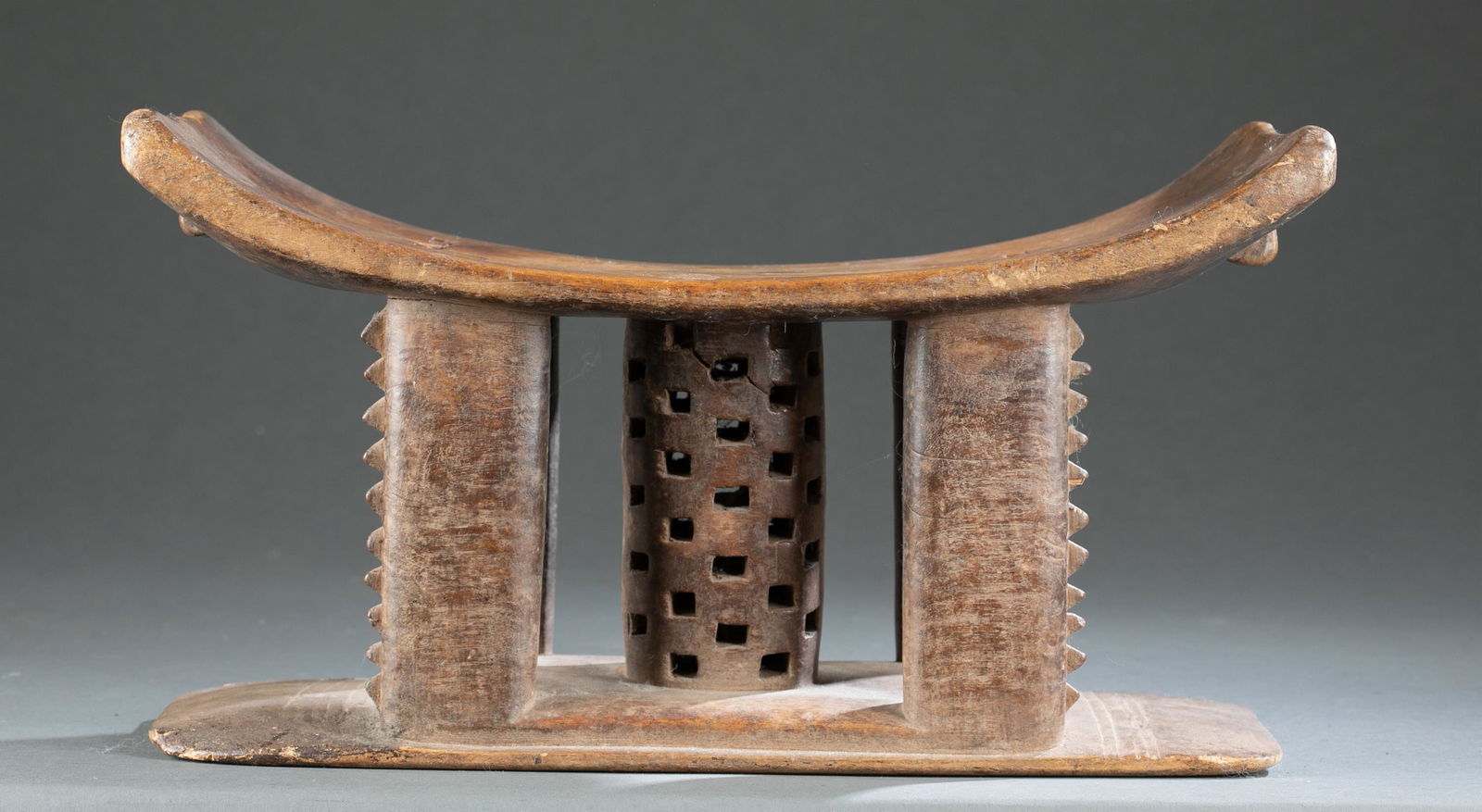 Asante Stool, Ghana. (1 of 12)