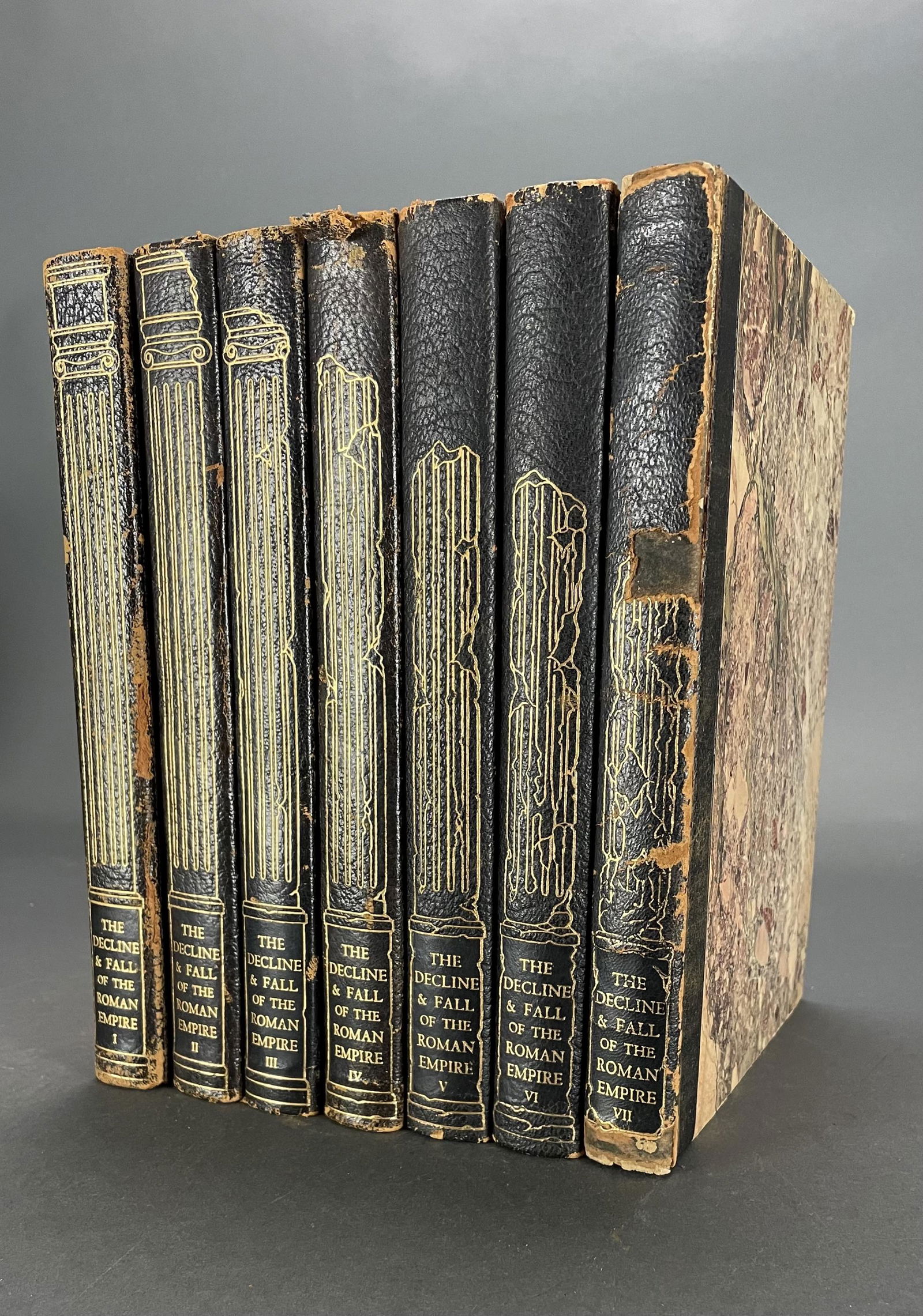 7 vols. The Decline...of the Roman Empire. LEC. (1 of 4)