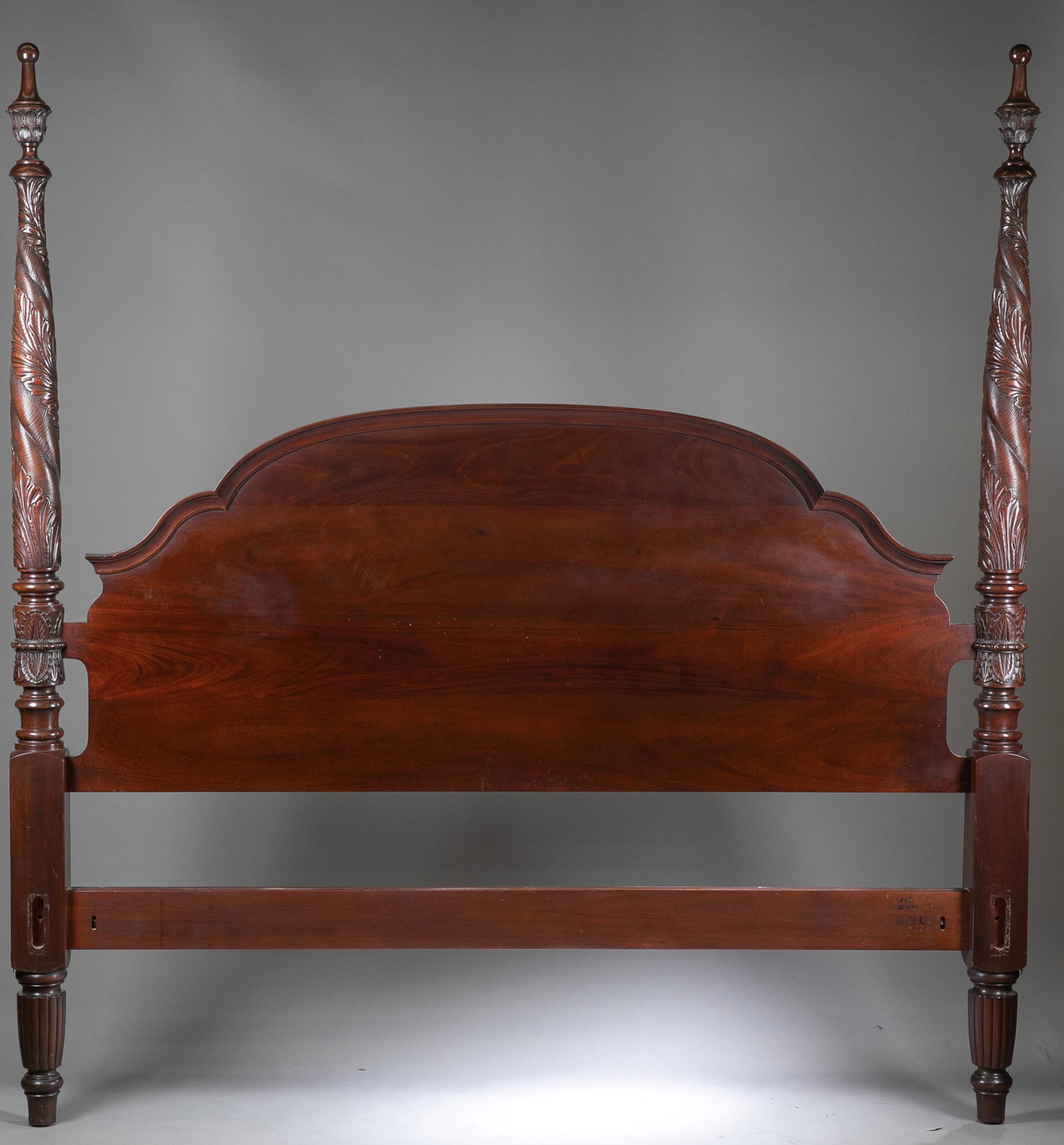Stickley Williamsburg mahogany bed.: A Stickley Williamsburg Reserve Collections solid mahogany "Carter's Grove" Colonial Revival king size bed. Features ornate stylized acanthus leaf and plume carving on the four posts. 88" x 83 1/2" x 