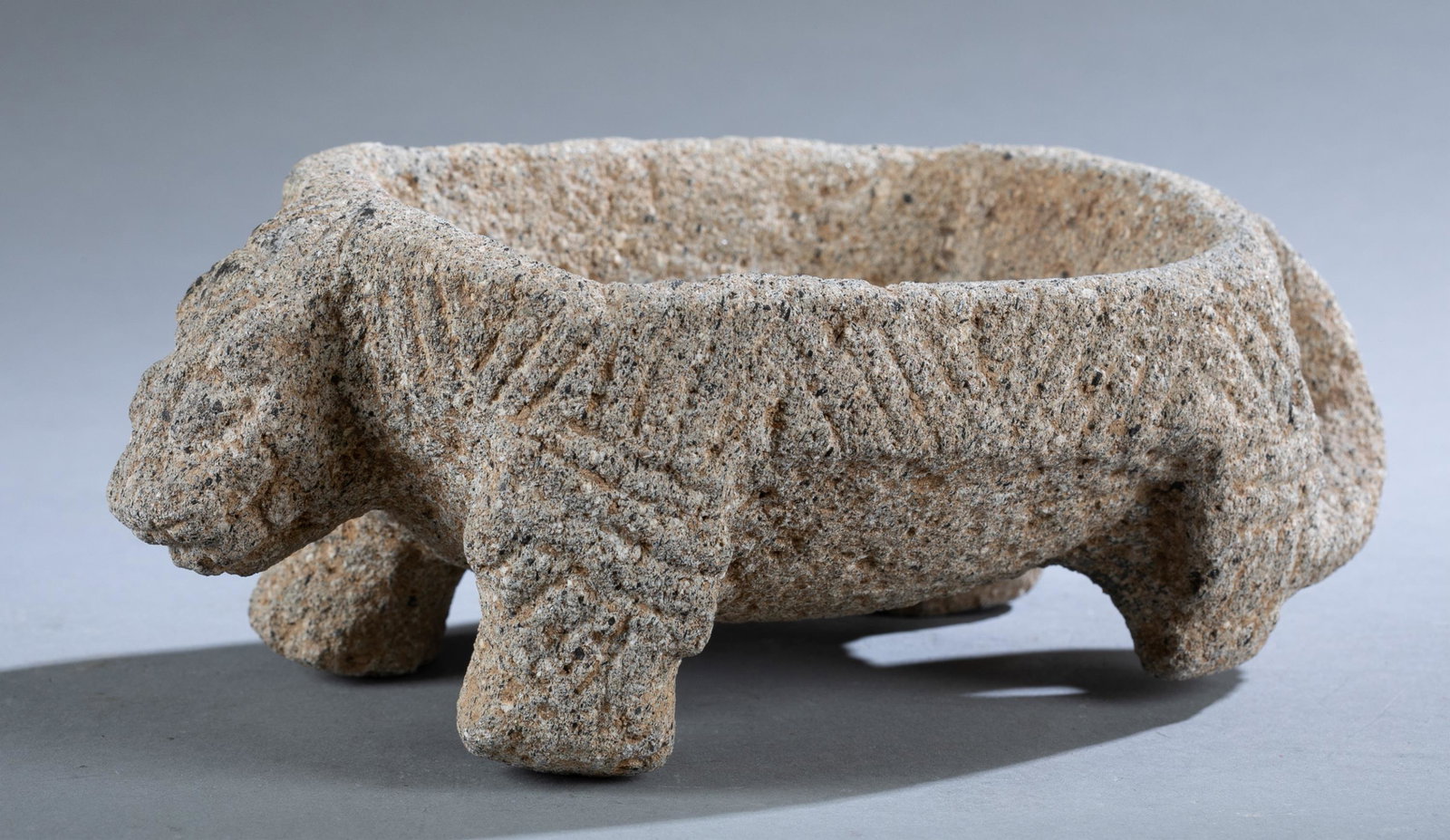 Jaguar Effigy Metate, Costa Rica. (1 of 6)