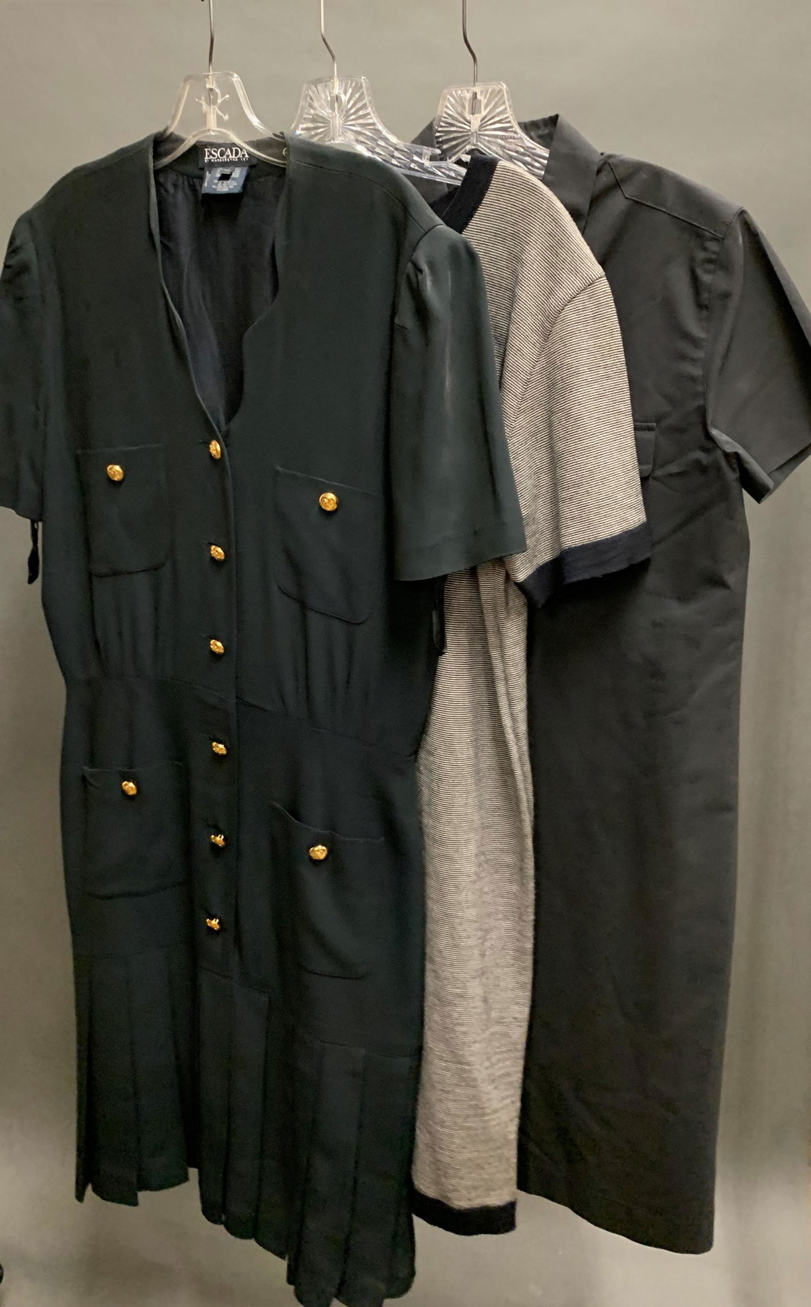 3 Escada Dresses. (1 of 7)