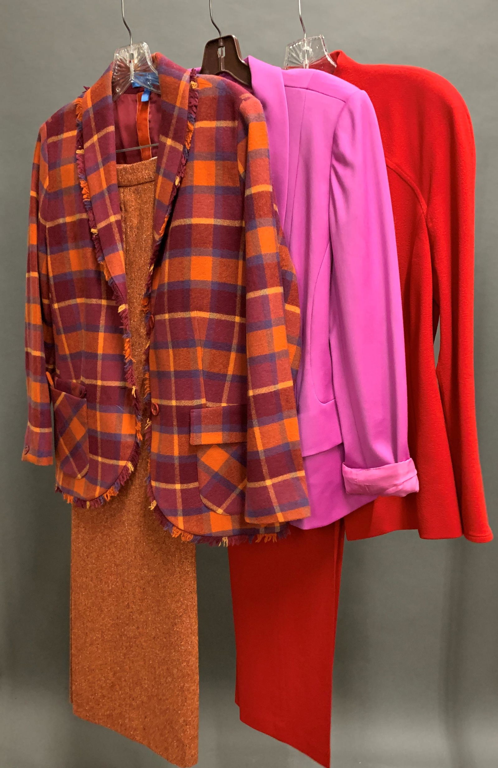 3 Escada ensembles. (1 of 8)