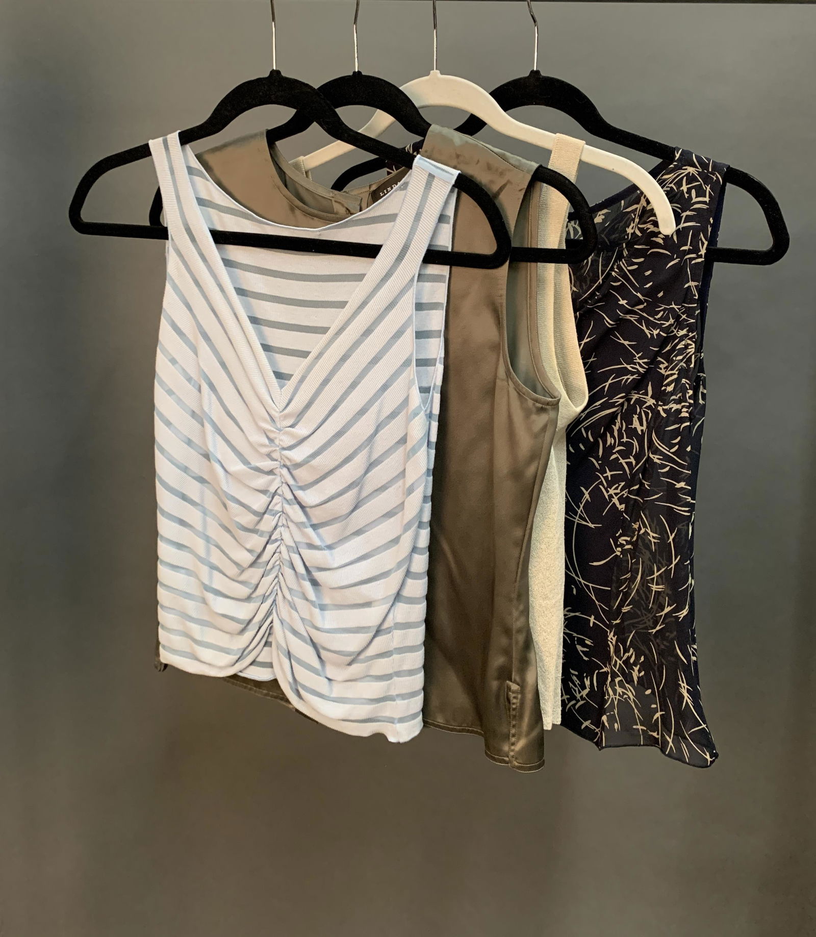 4 Designer Tank Tops. (1 of 9)