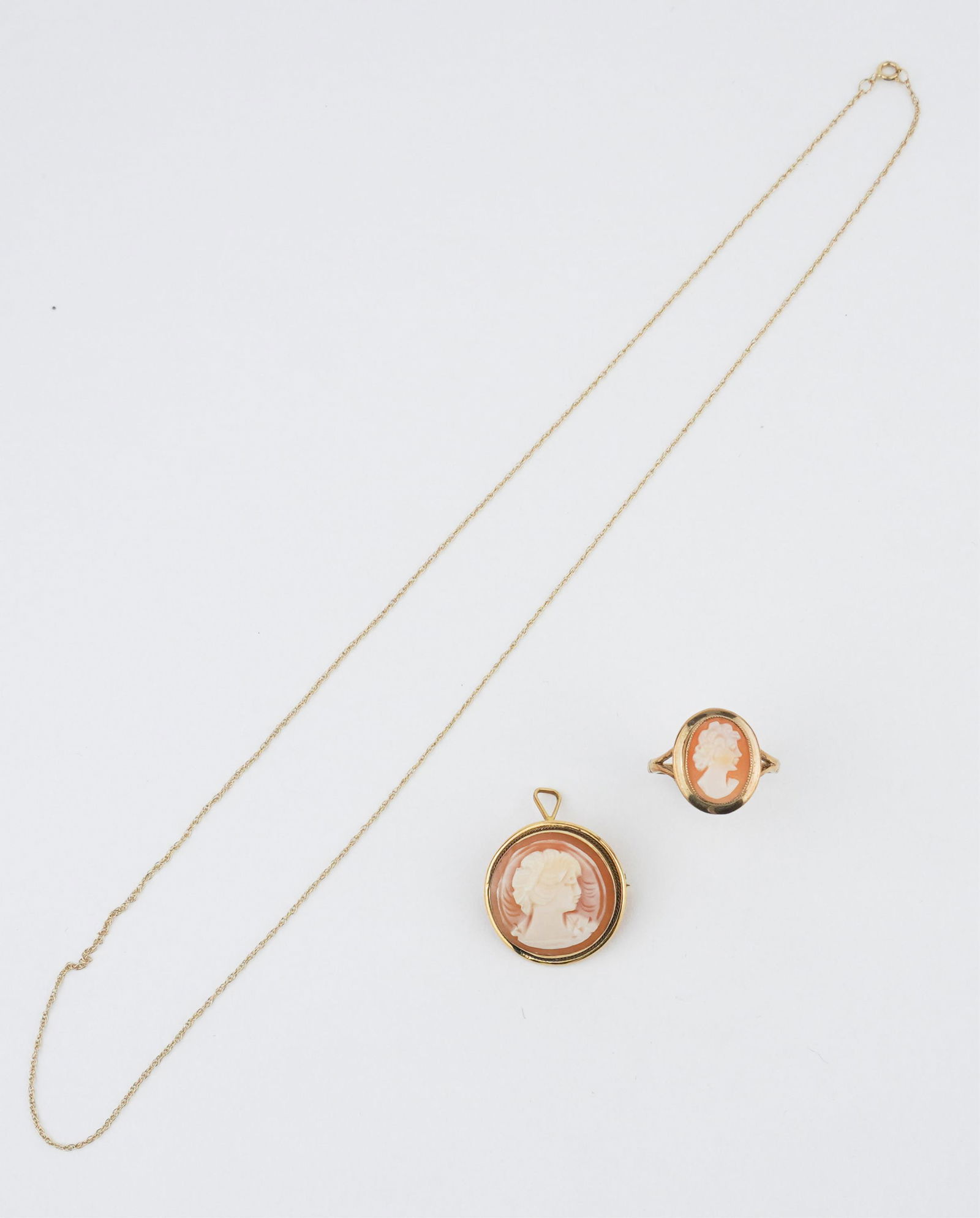14KYG Cameo Pin/Pendant and Ring (1 of 1)