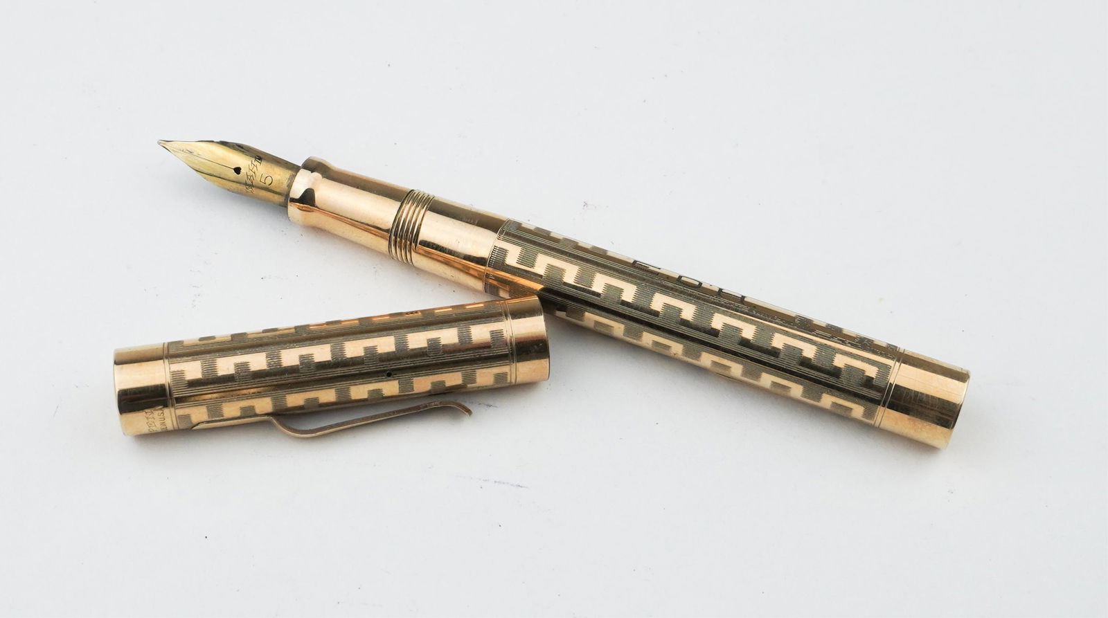 Wahl Eversharp Gold Filled Fountain Pen (1 of 2)