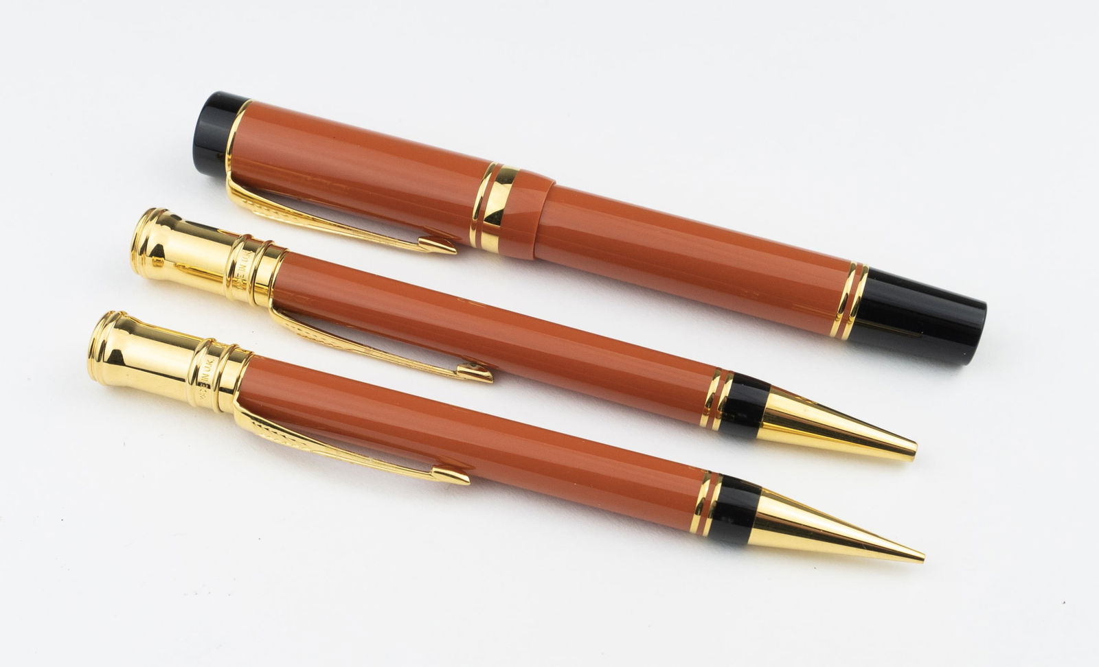 Parker Duofold Fountain Pen/Ballpoint/Pencil Set (1 of 2)