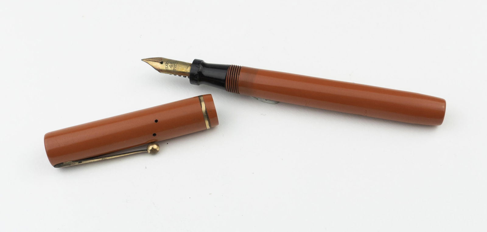 Sheaffer 46 Special Barrel Fountain Pen (1 of 2)