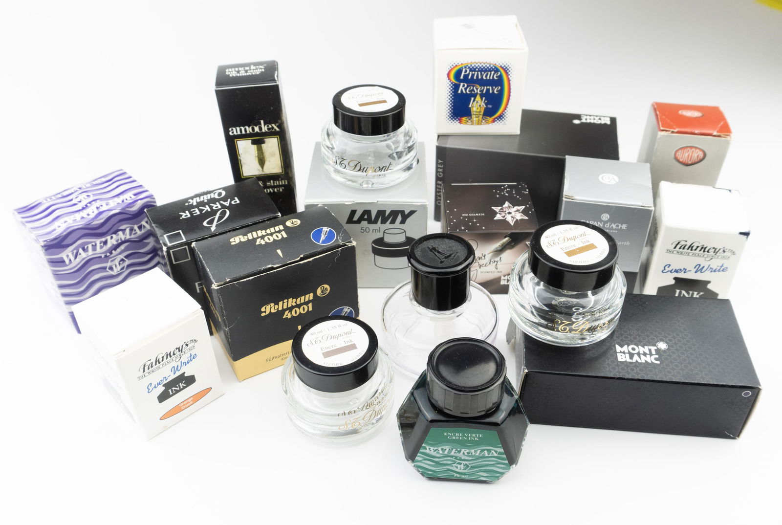 Collection of Fountain Pen Ink (1 of 1)
