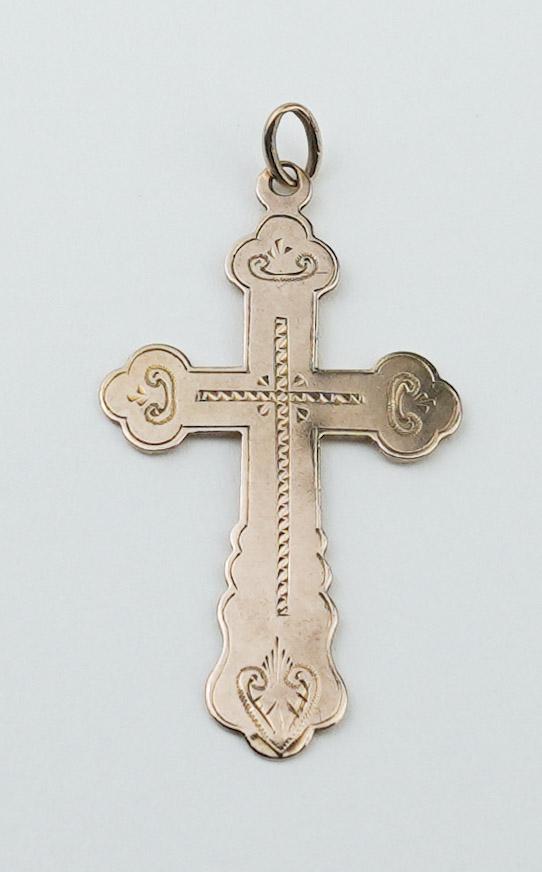 14KYG Engraved Cross Pendant (1 of 1)