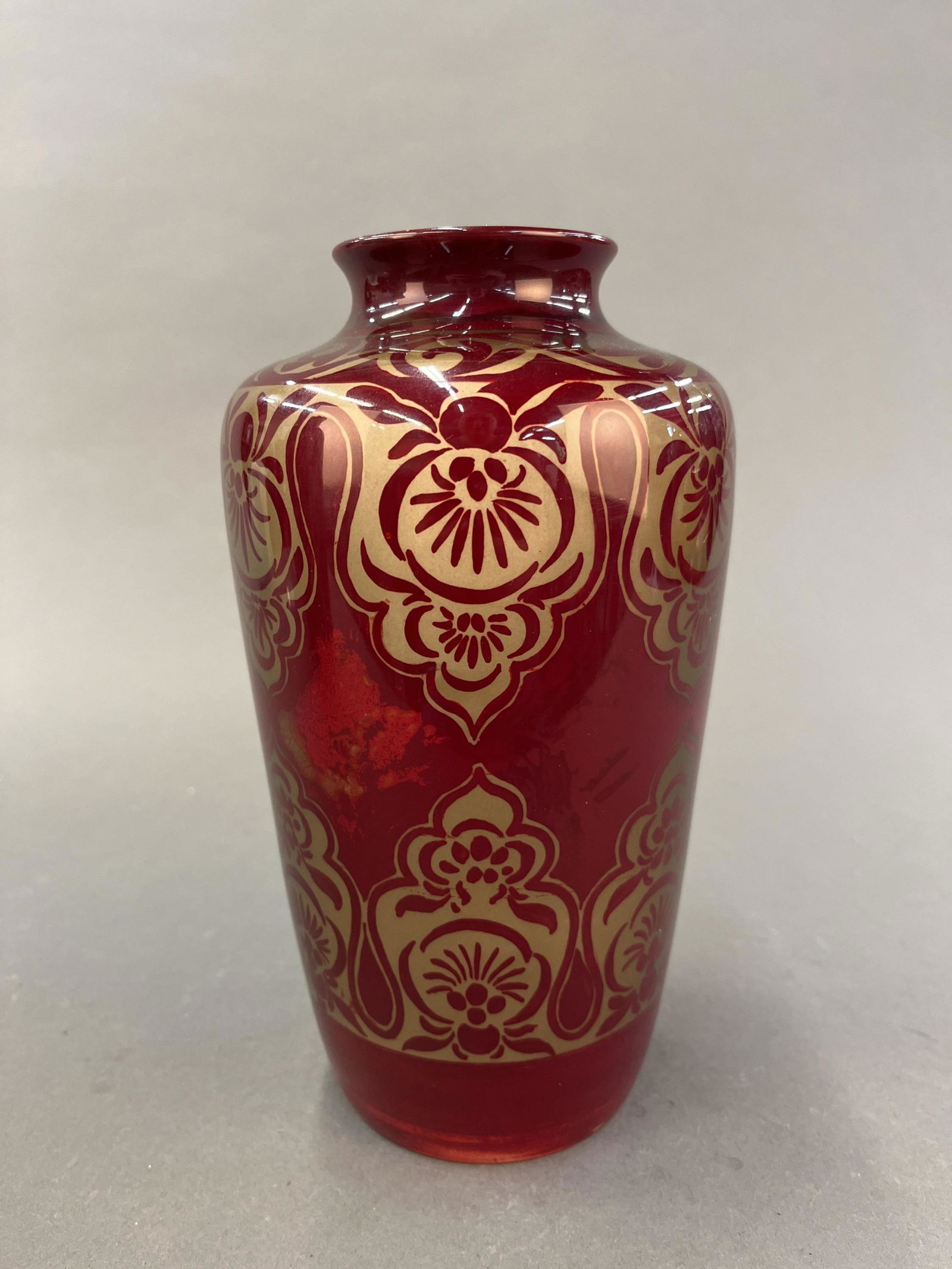Bernard Moore vase. (1 of 4)