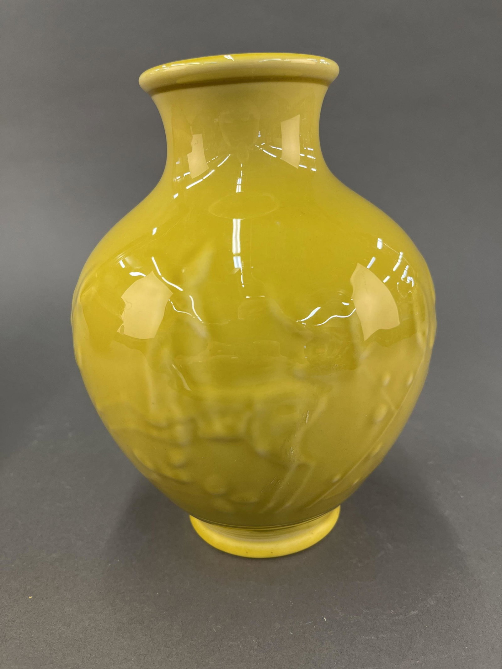 Rookwood Pottery #6053 vase. (1 of 4)
