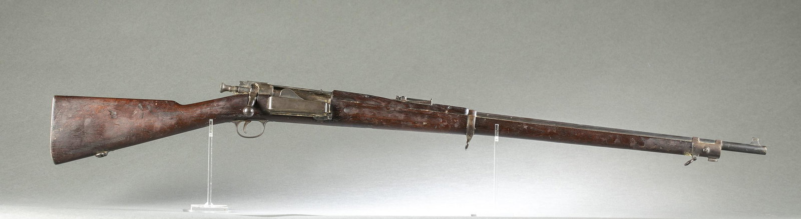 U.S. M1898 Krag-Jorgensen rifle, 30-40 Krag.: [Antique Firearm] A U.S. Model 1898 Krag-Jorgensen rifle, 30-40 Krag. Manufactured in1897. Blued finish. Stamped on receiver "U.S./ MODEL 1898 SPRINGFIELD ARMORY." 30" round barrel. Walnut full length