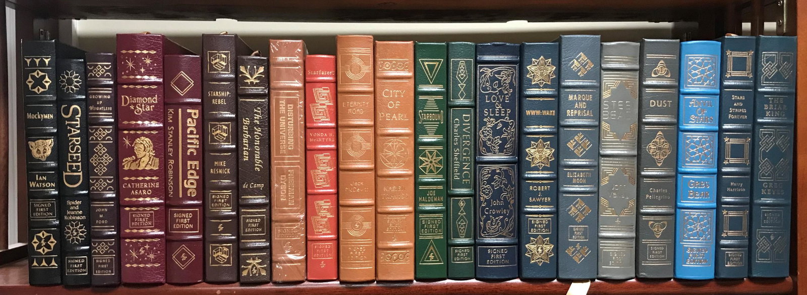 21 Vols Easton. Signed Science Fiction.: [Easton][Signed][Scifi]20 Volumes signed science fiction. The Easton Press. Each edition bound in leather with silk moire end papers and gilt edges unless otherwise noted. ++ Greg Keyes. The Briar Kin