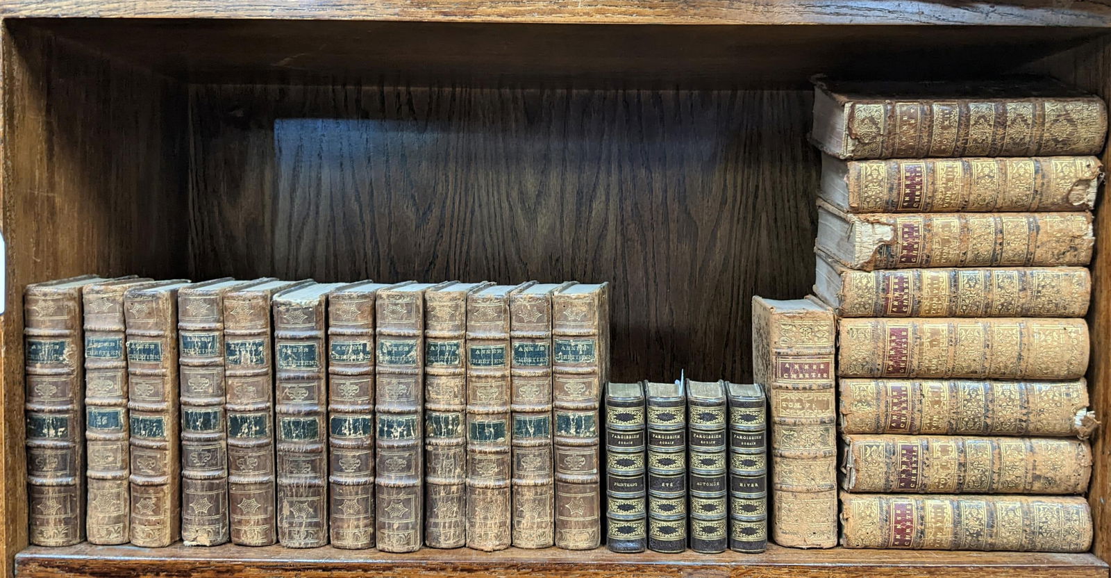 21 Vols. The Christian Year. (1 of 1)