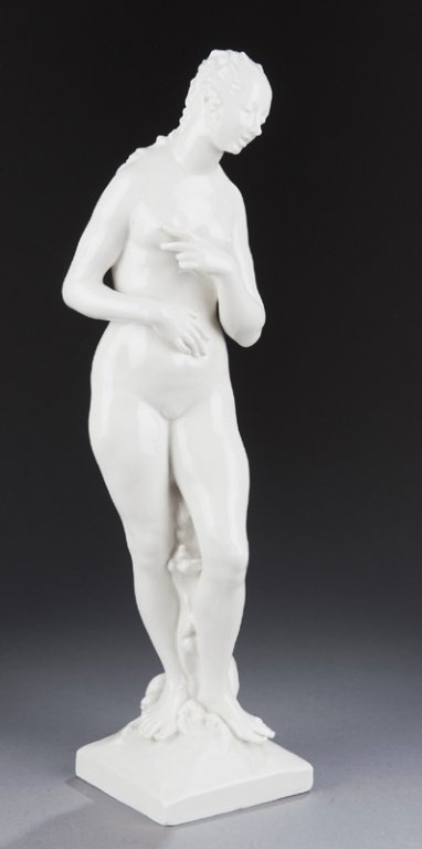 Meissen porcelain statue of Venus.: Meissen white porcelain statuette of Venus. 1st half 20th century. Meissen mark underneath and "A1043". 14"h x 3 1/2"w x 3 1/4"d.