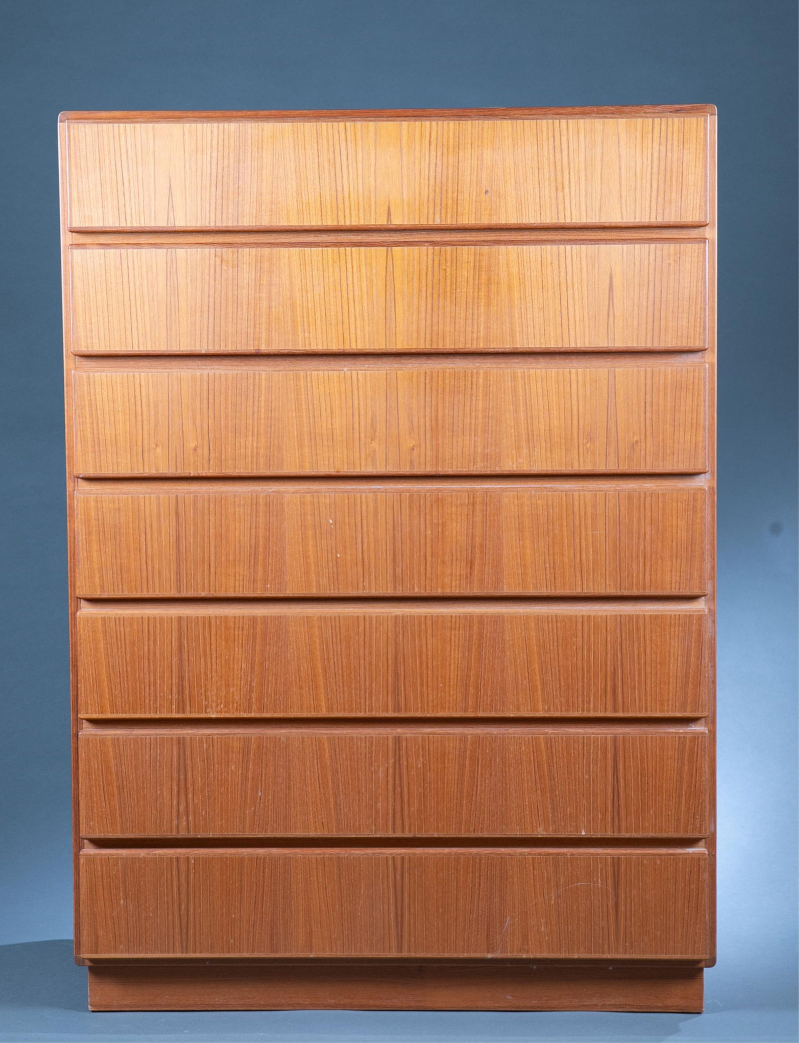 Danish Modern Komfort chest of drawers.: A Danish Modern Komfort chest of drawers. Label on reverse. 51" x 36" x 19"